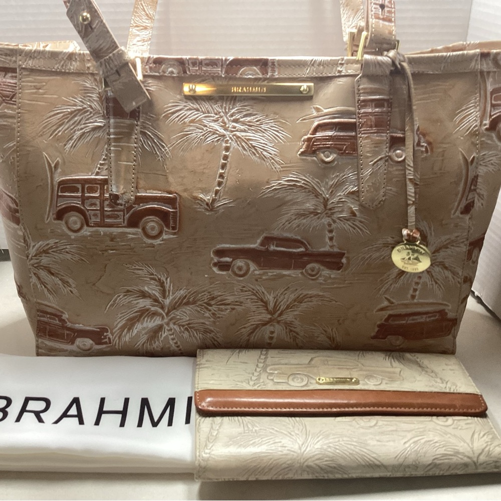 Brahmin Tote & Wallet in Tan & Beige Copa Cabana, Used Condition. FIRM PRICE